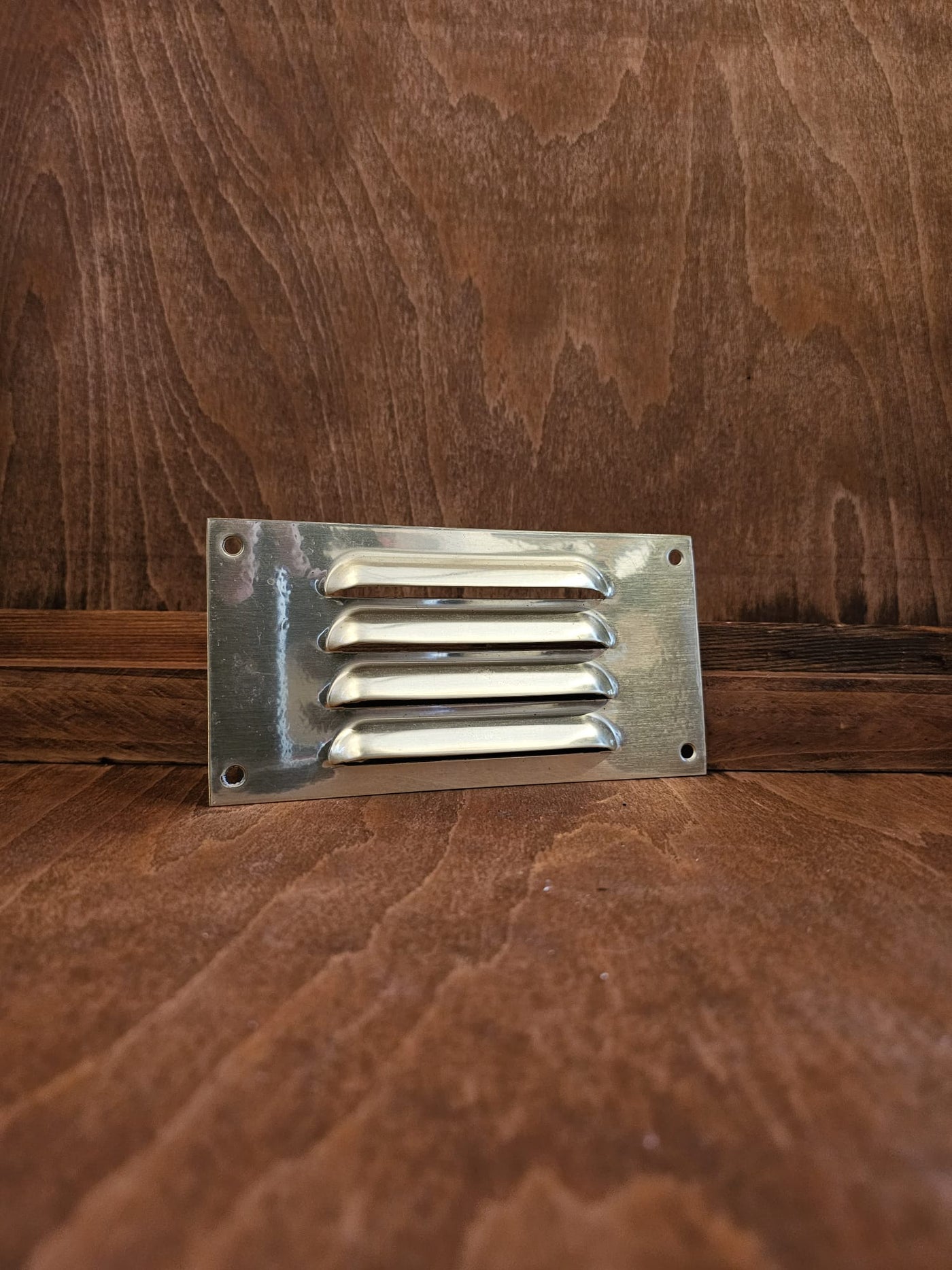 LOUVRE VENT
