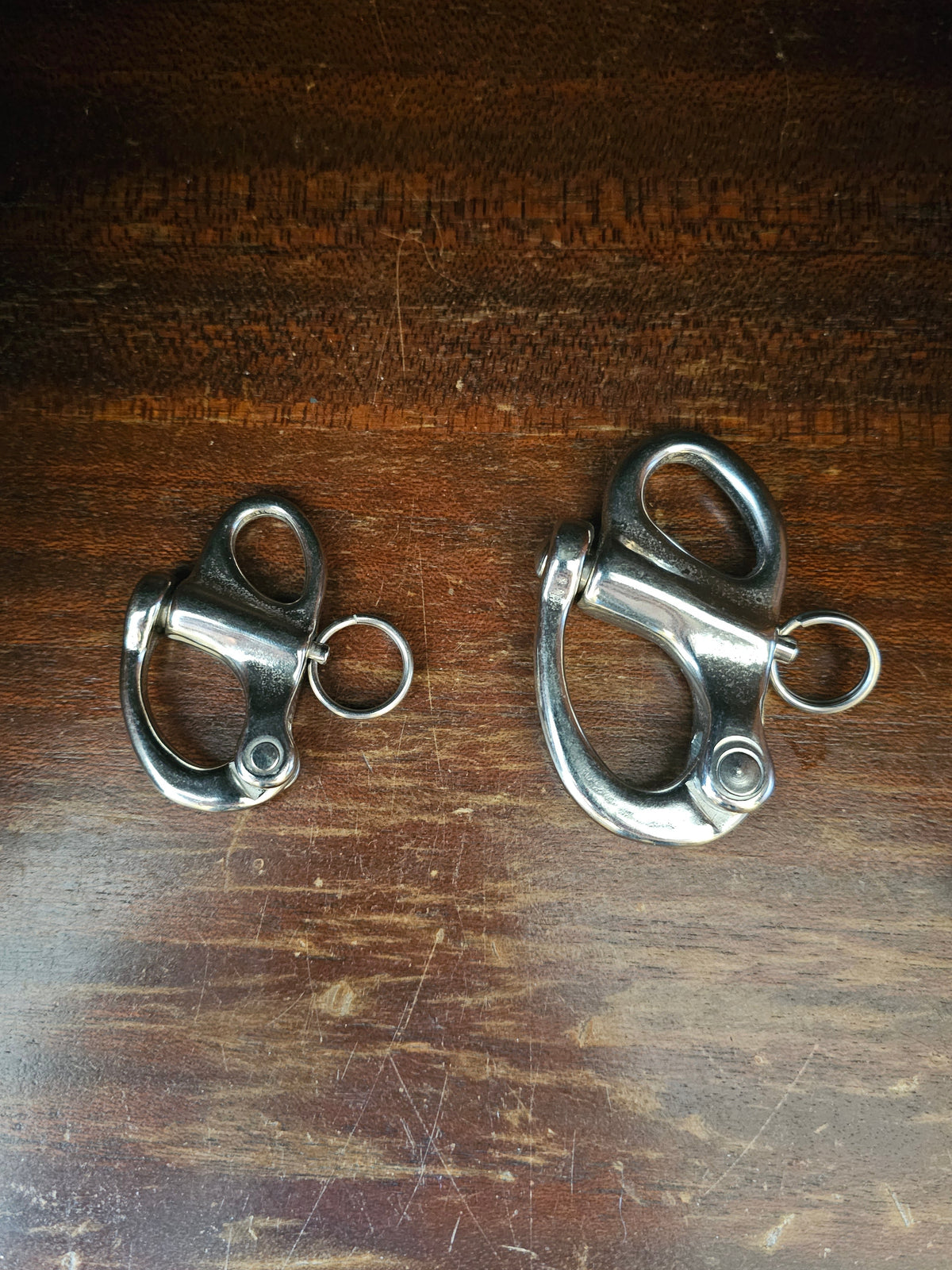 FIXED EYE SNAP SHACKLE